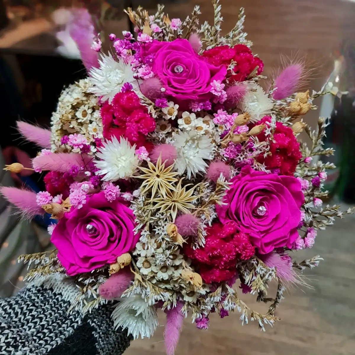 Bouquet fleurs séchées fushia et blanc