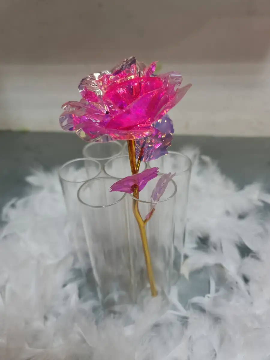 Rose holographique rose