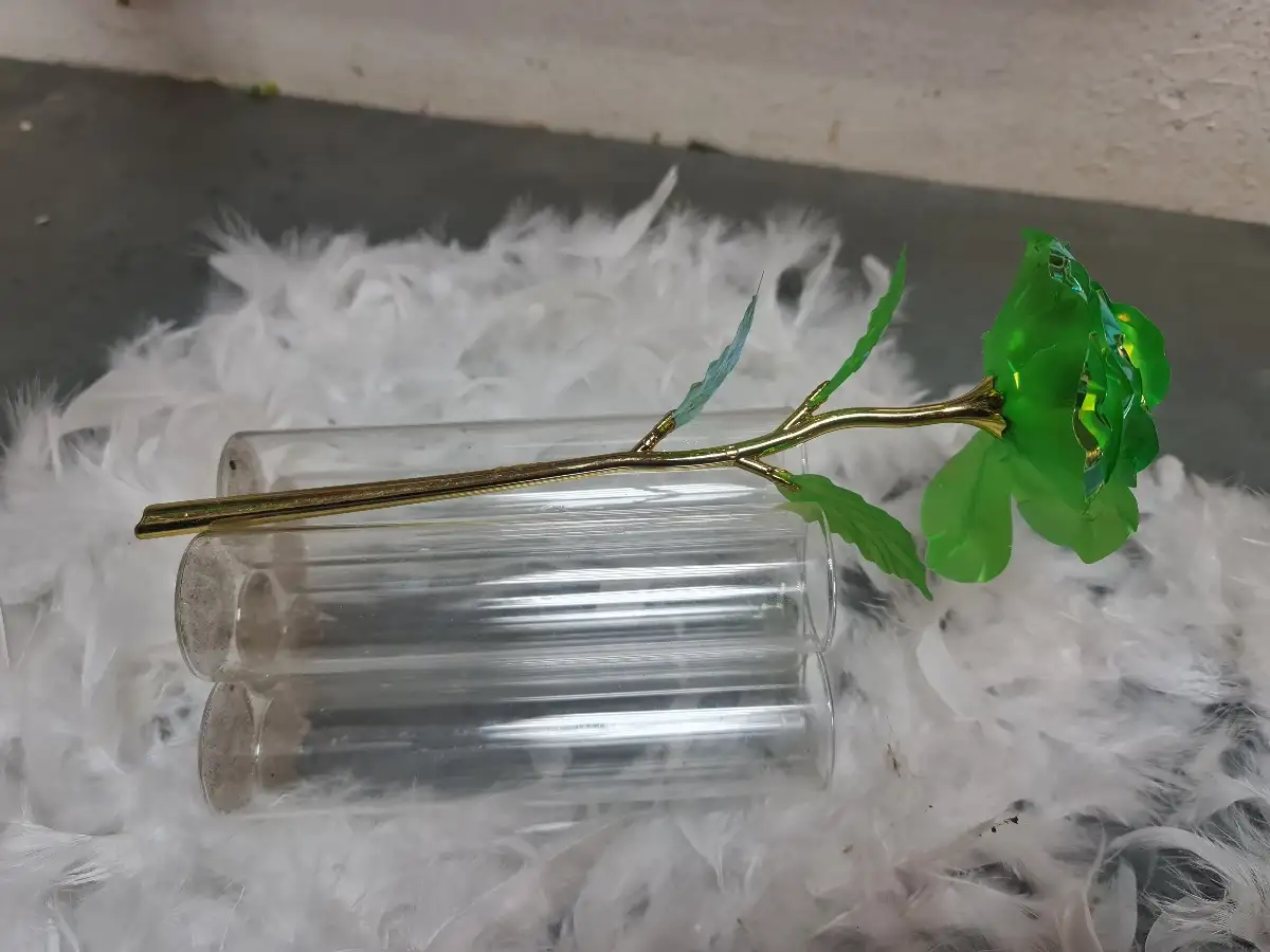 Rose holographique verte