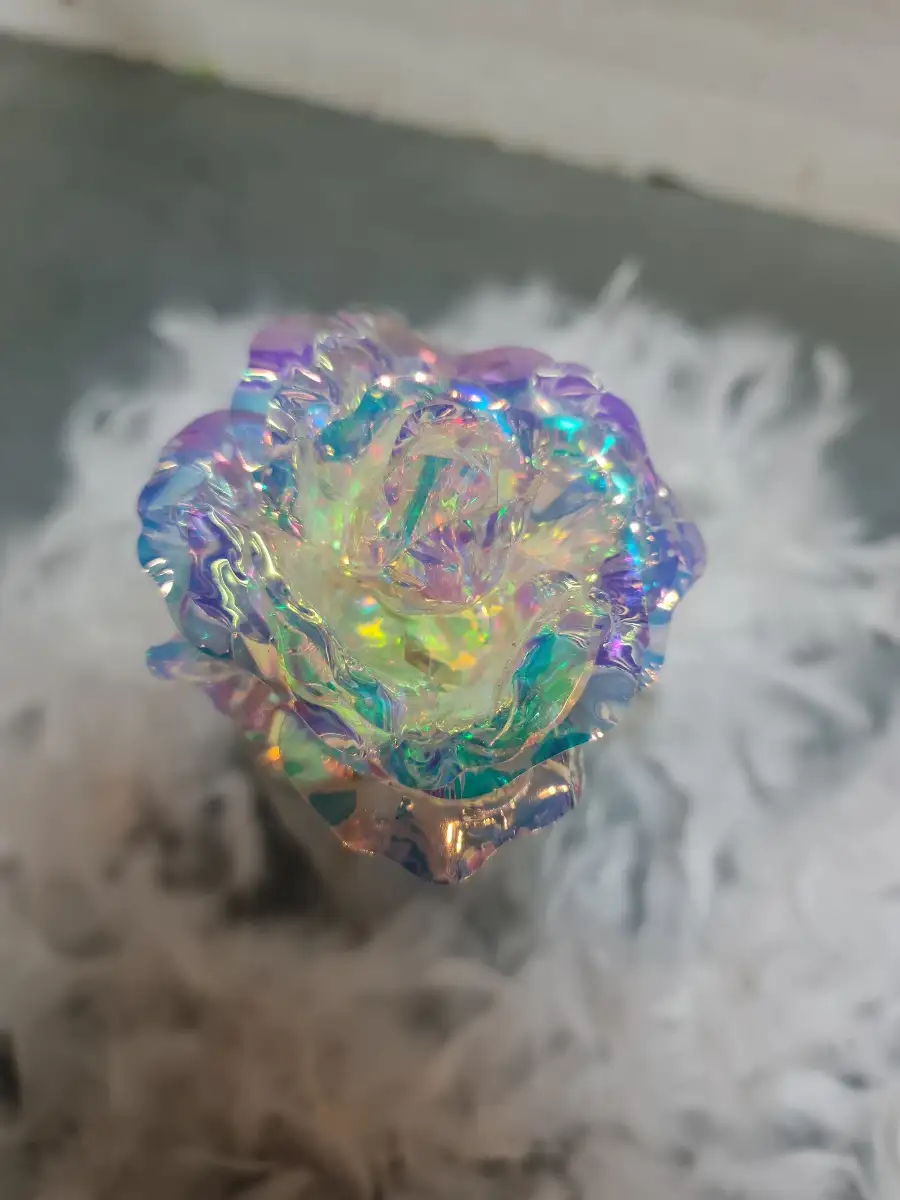 Rose holographique blanche