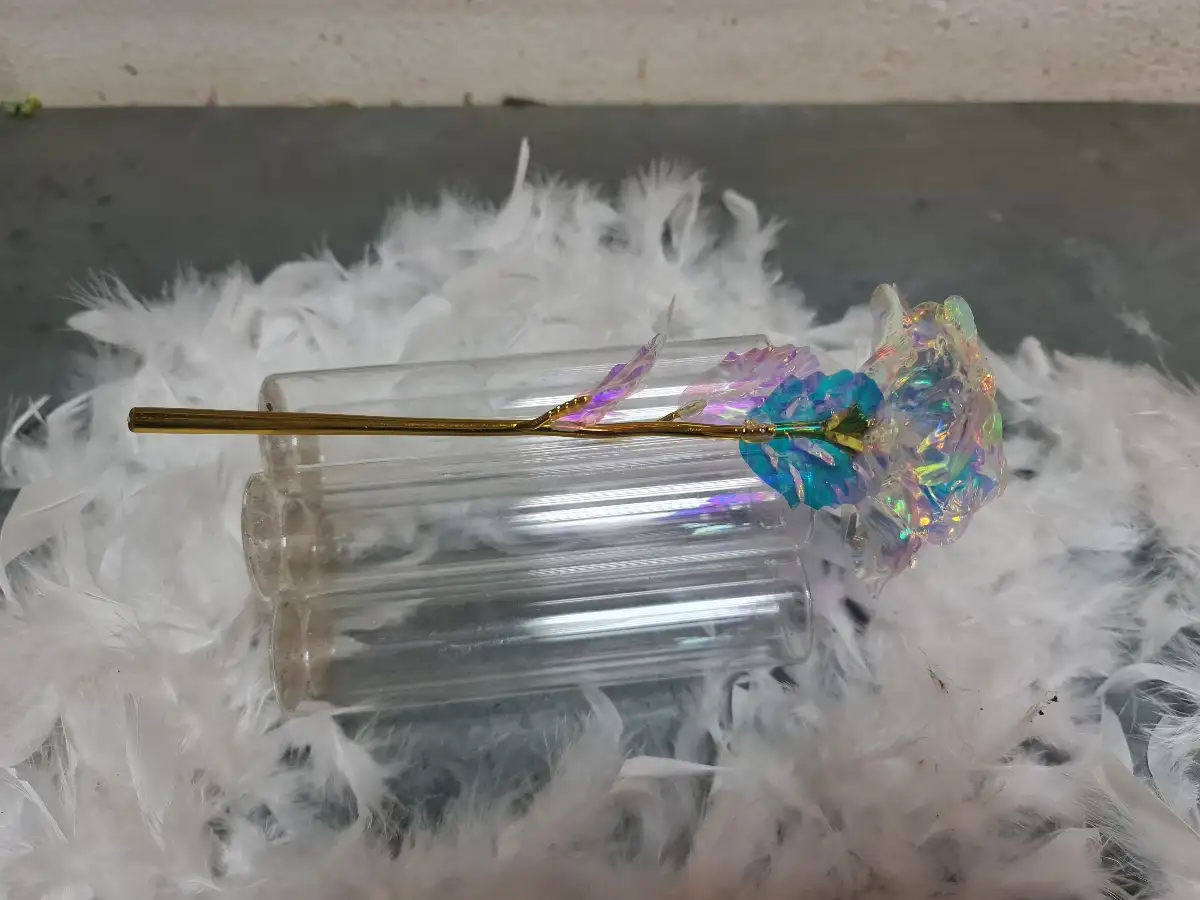 Rose holographique blanche